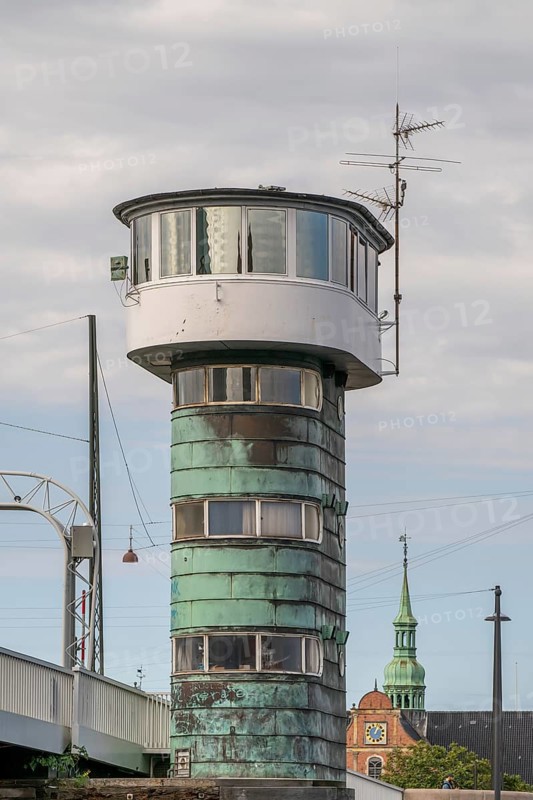 Bridge tower, Knippelsbro bascule bridge over the Inderhavnen or inner harbour, Christianshavn, Copenhagen, Denmark, Europe