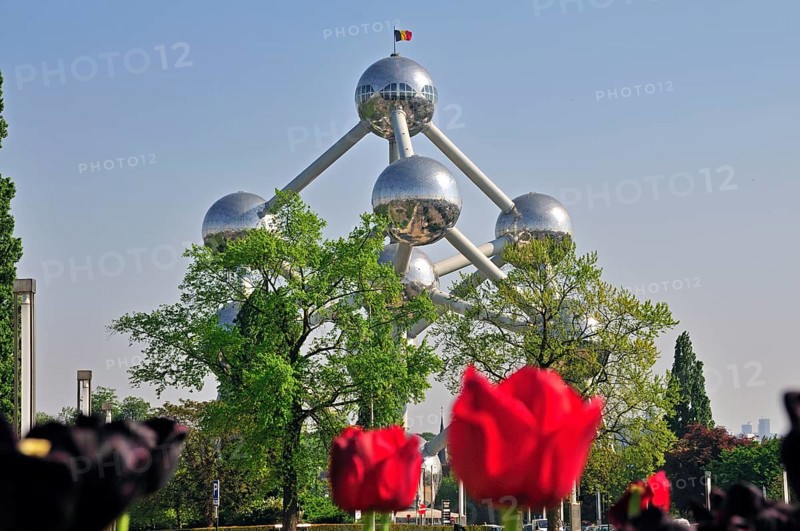 Atomium, built in 1958 for the World Exhibition, uses nine atoms to represent the body-centred cubic elementary cell of an iron crystal structure magnified 165 billion times, Brussels, Belgium, Europe