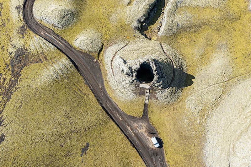 Single crater of the Laki crater row, top down view, viewing platform, 4x4 car on road F206, Iceland, Europe