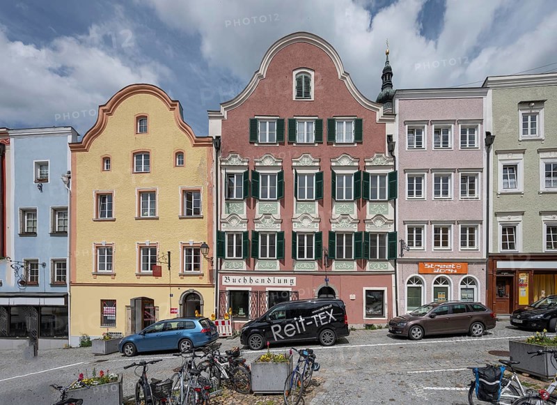Late Baroque row of houses, Lower Town Square, Schärding, Lower Austria, Austria, Europe