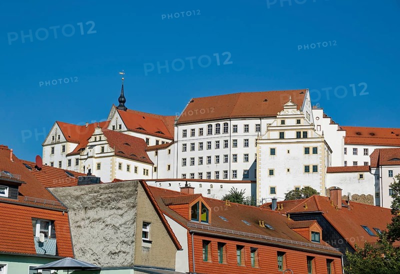Renaissance Colditz Castle with escape museum about Allied prisoners of war and youth hostel, Colditz, Saxony, Germany, Europe
