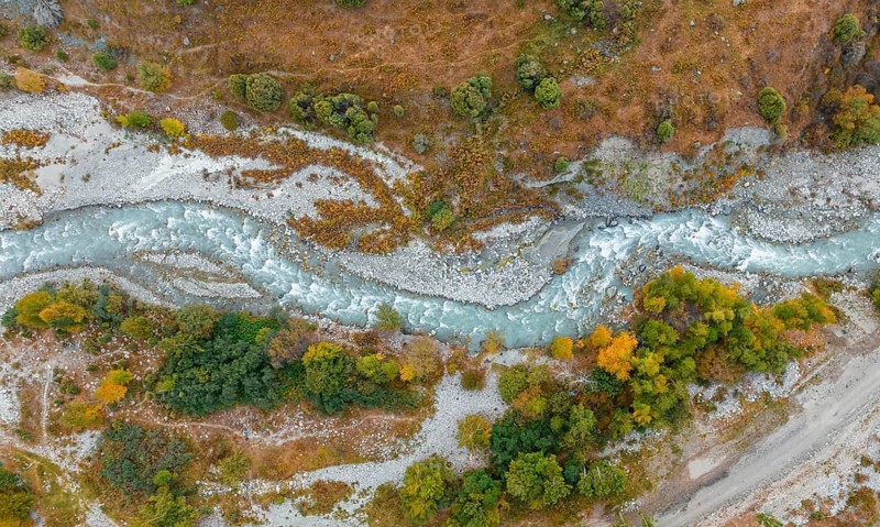 Aerial view, mountain stream Ala Archa flows through the Ala Archa valley, autumnal mountain landscape, Ala Archa National Park, Khirgiz Ala-Too Mountains, Chuy Region, Kyrgyzstan, Asia