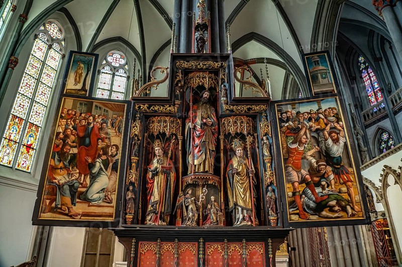Matthias altar in the interior of the Catholic church of St Viktor in Xanten, Lower Rhine, North Rhine-Westphalia, Germany, Europe