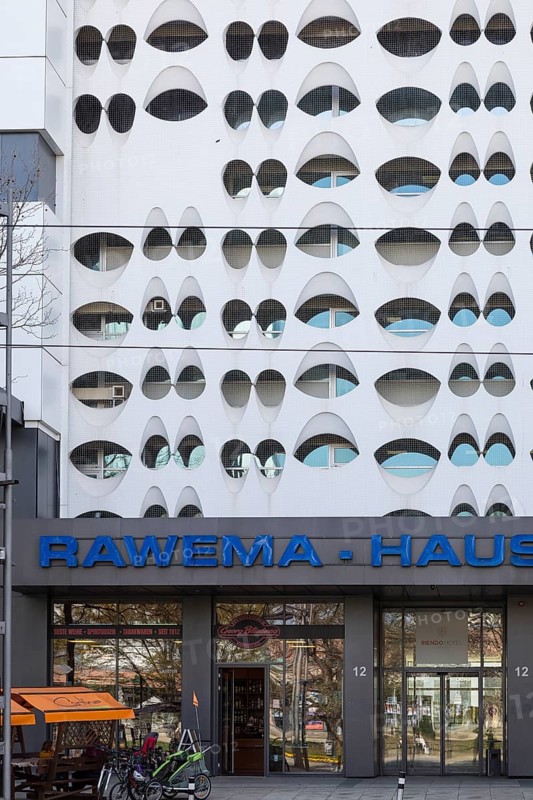 Historic façade in the style of Eastern Modernism and entrance area, Rawema building in Chemnitz, Saxony, Germany, Europe