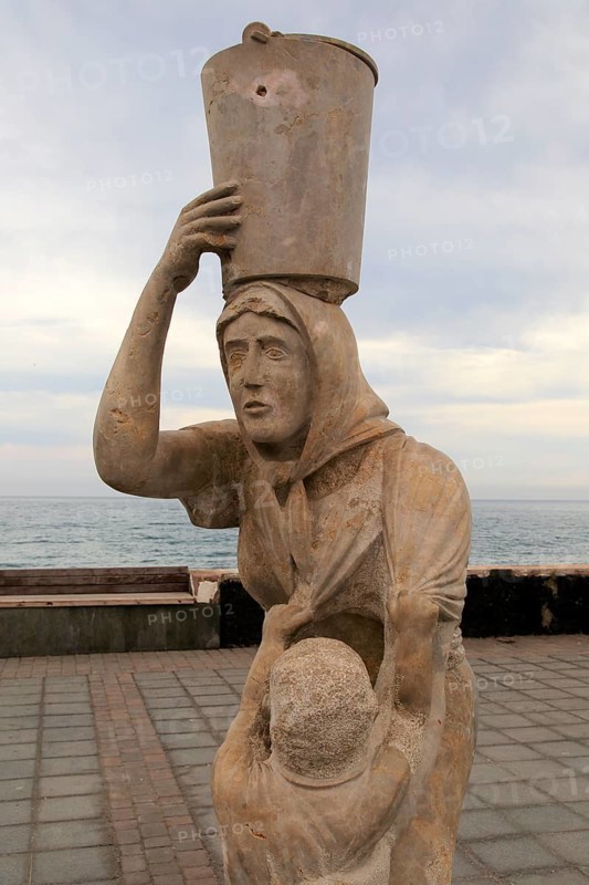 'A ti Mujer' sculpture by Juan Miguel Cubas Sánchez, Gran Tarajal, Fuerteventura, Canary Islands, Spain, Europe