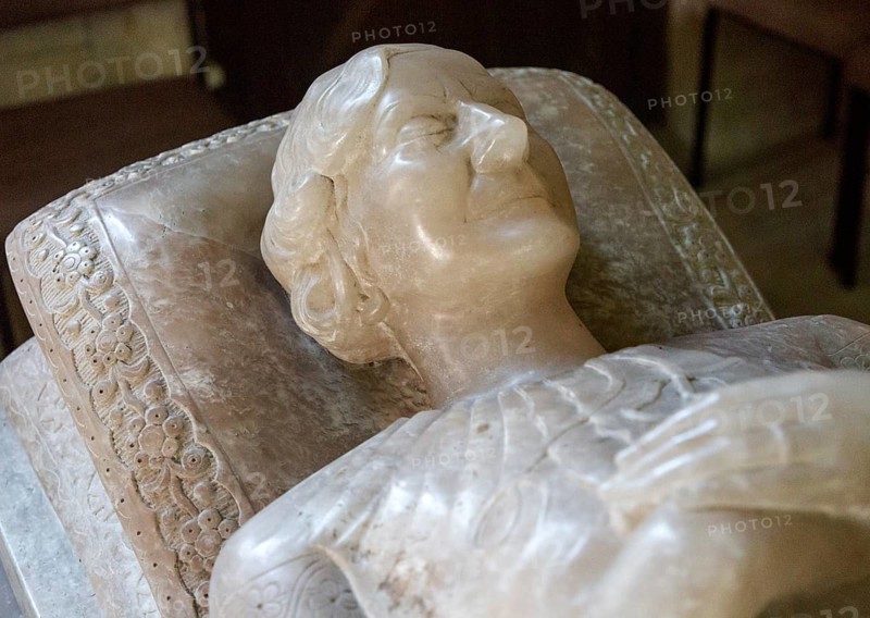 Close up alabaster tomb Lady Eleanor Methuen died 1959 Methuen Chapel, church of Saint Bartholomew, Corsham, Wiltshire, England, UK