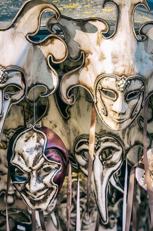 Masks for the Venetian Carnival, Venetian, custom, carnival mask, festival, souvenir, tradition, souvenir, fantasy, disguise, culture, costume, hide, conceal, colourful, stall, masquerade, trader, headdress, mysterious, mysticism, city trip, holiday, travel, tourism, lagoon city, historic, history, historical, famous, attraction, sightseeing, world heritage, UNESCO, culture, honeymoon, Middle Ages, Venice, Italy, Europe