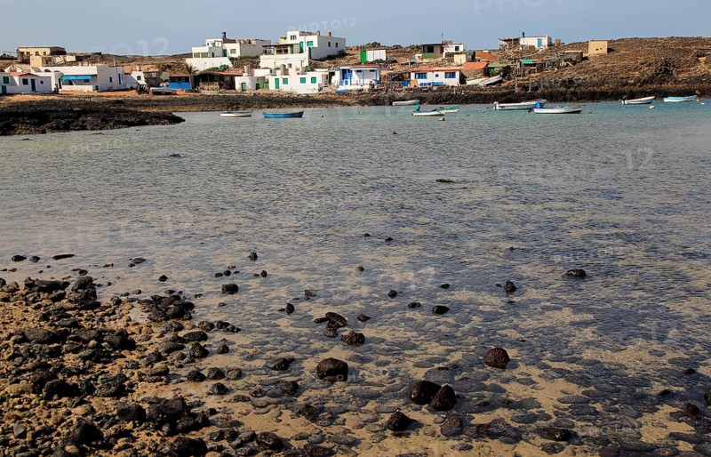 Small fishing village of Majanicho on the north coast, Fuerteventura, Canary Islands, Spain, Europe