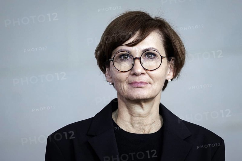 Bettina Stark-Watzinger, Federal Minister of Education and Research, at the handover of the 2024 report by the Commission of Experts for Research and Innovation (EFI) . Berlin, 28 February 2024