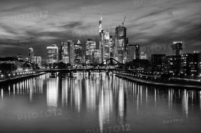 Skyline, banking district, financial district, Taunus Tower, Tower 185, Commerzbank, Messeturm, HelaBa, Hessische Landesbank, Deutsche Bank, FOUR, Kaiserdom, Flößerbrücke, reflection in the Main, black and white, Frankfurt am Main, Hesse, Germany, Europe