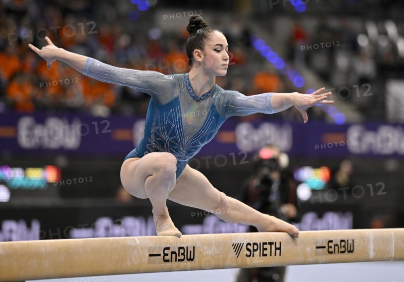 Ava Stewart CAN balance beam, gymnastics, artistic gymnastics, gymnasts, woman, EnBW DTB-Pokal, Porsche-Arena, Stuttgart, Baden-Württemberg, Germany, Europe