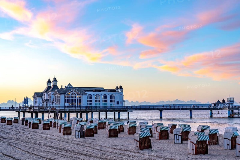The pier of Sellin, evening mood, sunset, 394 metres long, with restaurant, jetty, beach chairs, island of Rügen, Mecklenburg-Western Pomerania, Germany, Europe