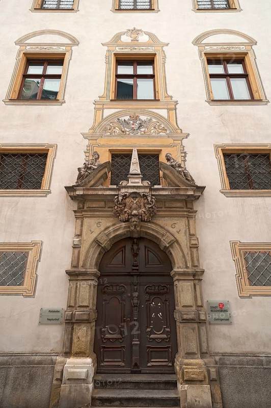 Entrance portal with the alegories of Faith and Peace from the Baroque town hall from 1661, Regensburg, Upper Palatinate, Bavaria, Germany, Europe