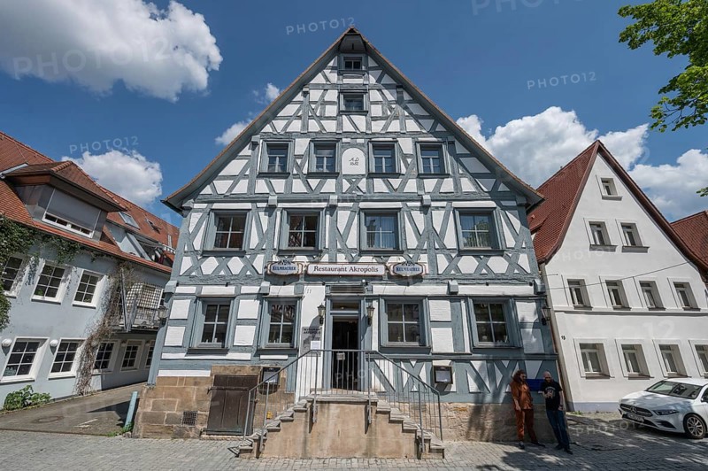 Historic residential building with restaurant, Wiesentstraße 11, Forchheim, Upper Franconia, Bavaria, Germany, Europe