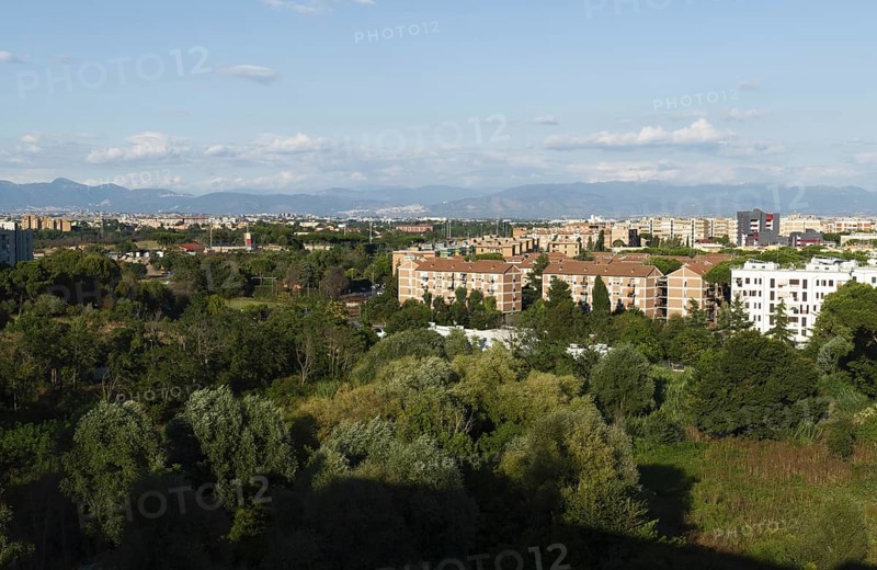 Housing estates on the outskirts of Rome, east of the Tiburtiono district, Italy, Europe
