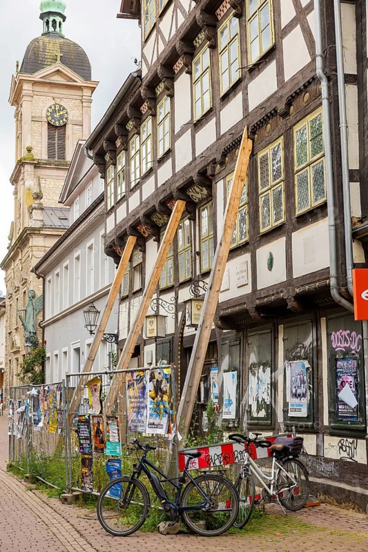 Old Town City Church of St Michael and Cream-spot tiger house, Göttingen cityscape, Göttingen, Lower Saxony, Germany, Europe