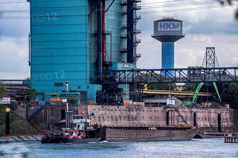Works harbour of Hüttenwerke Krupp Mannesmann, HKM, pushed convoy, cargo ship on the Rhine, Duisburg, North Rhine-Westphalia, Germany, Europe
