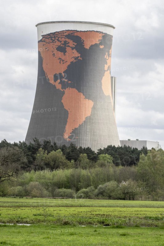 Cooling tower of the former gas-fired power station in Meppen, Emsland, Lower Saxony, Germany, painted with a world map, Europe