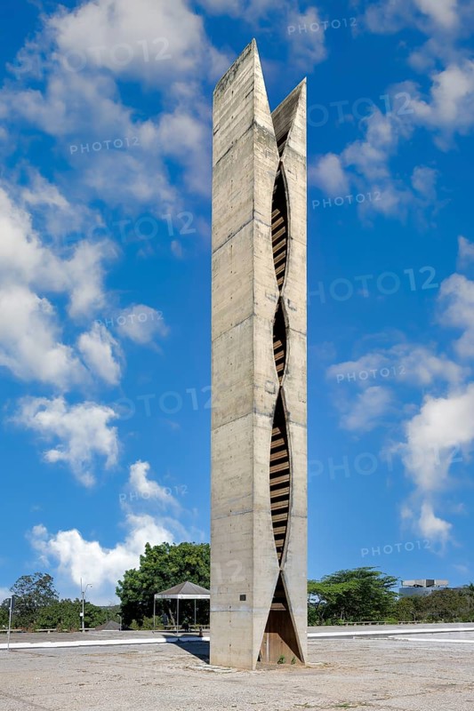 Pombal monument, designed by Oscar Niemeyer, Three Powers Plaza, World Heritage Site, Brasilia, Federal district, Brazil, South America