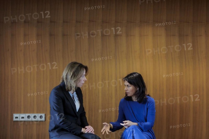 Hanke Bruins Slot, Foreign Minister of the Netherlands, and Annalena Bärbock (Bündnis 90/Die Grünen), Federal Foreign Minister, photographed at the Council on Foreign Relations in Luxembourg, 22 April 2024. Photographed on behalf of the Federal Foreign Office