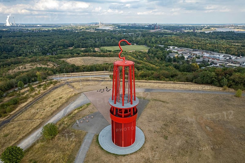 Mining lamp Das Geleucht on the Rheinpreußen spoil tip in Moers seen from the air, North Rhine-Westphalia, Germany, Europe