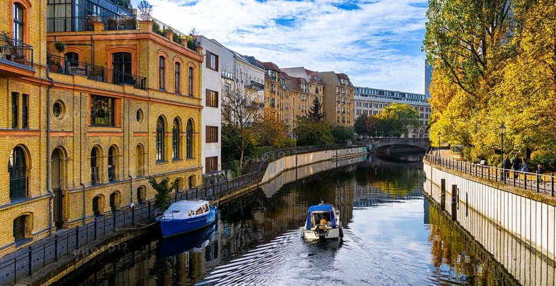 Boats and ships on the Fischerinsel, Berlin, Germany, Europe