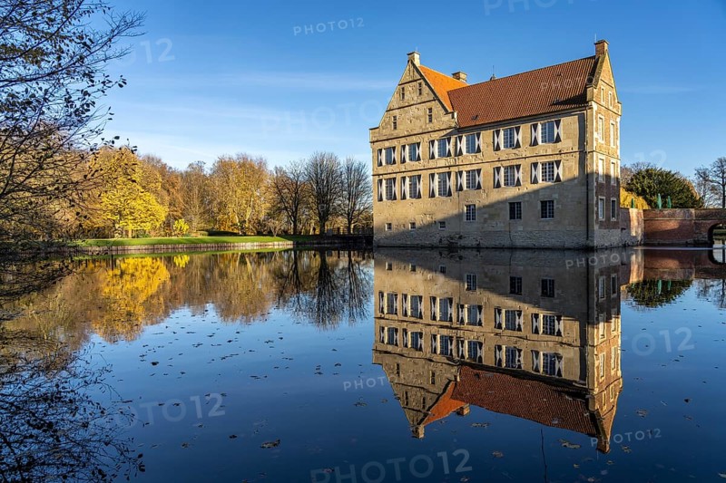 Burg Hülshoff, Havixbeck, Münsterland, North Rhine-Westphalia, Germany, Europe
