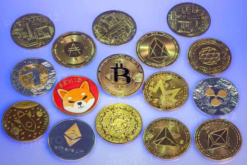 Various cryptocurrencies, symbol coins, optical placeholder for the digital currency, blockchain, Bitcoin, Ripple, Ethereum, Shiba Inu, Eos, Litecoin, Monero, Stellar, Adalevea, Qtum Blockchain, Tron, Maya