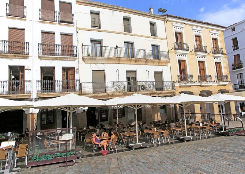 Cafes in Plaza Mayor, Carceres, Extremadura, Spain, Europe