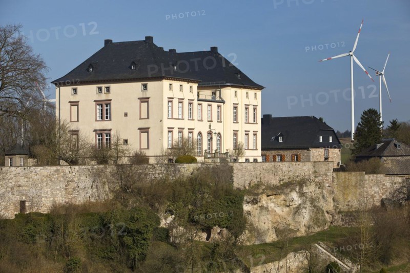 Canstein Castle, manor house of the castle complex in Canstein, a district of Marsberg, Sauerland, North Rhine-Westphalia, Germany, Europe