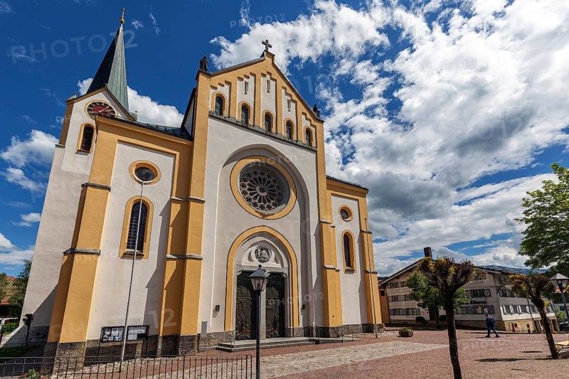 Catholic Church of St Peter and Paul, Oberstaufen, Oberallgäu, Bavaria, Germany, Europe