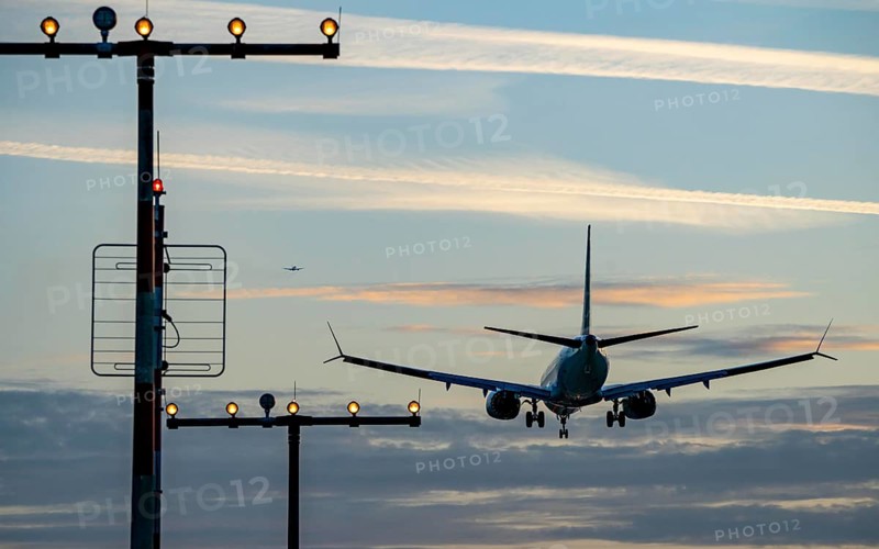 Approach to Düsseldorf International Airport, Runway North, 05L/23R, Lighting, North Rhine-Westphalia, Germany, Europe