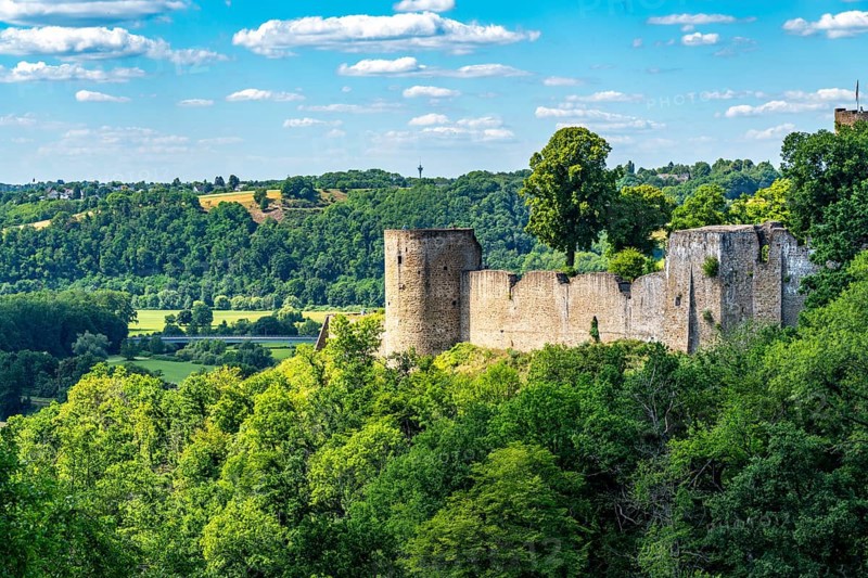 The hilltop castle of Blankenberg, near Hennef, above the Siegschleife near the district of Blankenberg, in Oberbergisches Land, North Rhine-Westphalia, Germany, Europe