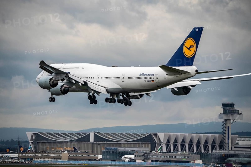 Lufthansa Boeing 747-830, approaching Frankfurt am Main Airport, German Air Traffic Control Tower, FRA, Hesse, Germany, Europe