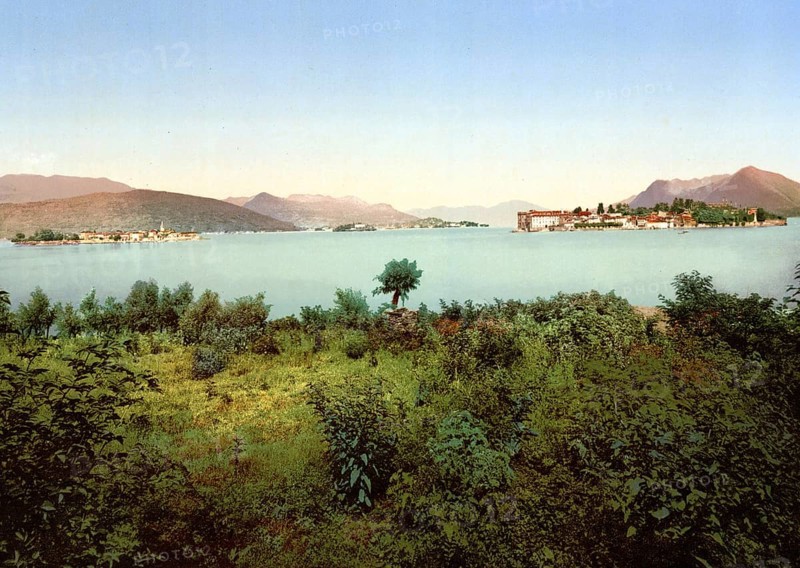 Isola Borrome, Isole Borromee, Lago Maggiore, Italy, Lake Maggiore, Italy, Historical, digitally restored reproduction from a 19th century original, 1880, Record date not stated, Europe