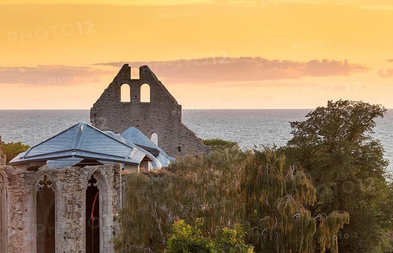 Gothic church ruins, Hanseatic city of Visby, UNESCO World Heritage Site, Gotland Island, Baltic Sea, Sweden, Europe