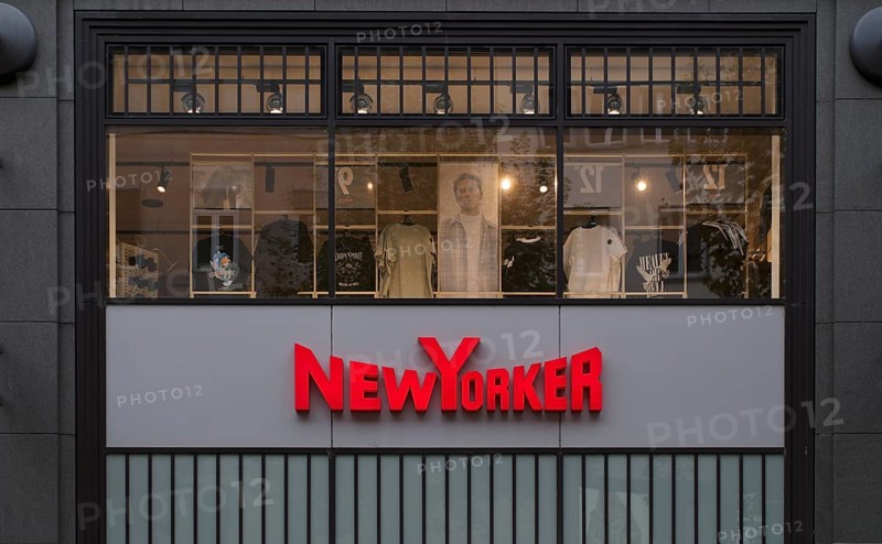 NewYorker, New Yorker, brand store, department stores' chain, logo, retail, Königsstraße, Stuttgart, Baden-Württemberg, Germany, Europe