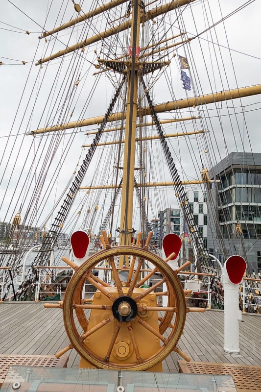 Steering wheel, sailing ship, training ship Germany, Bremerhaven, Germany, Europe