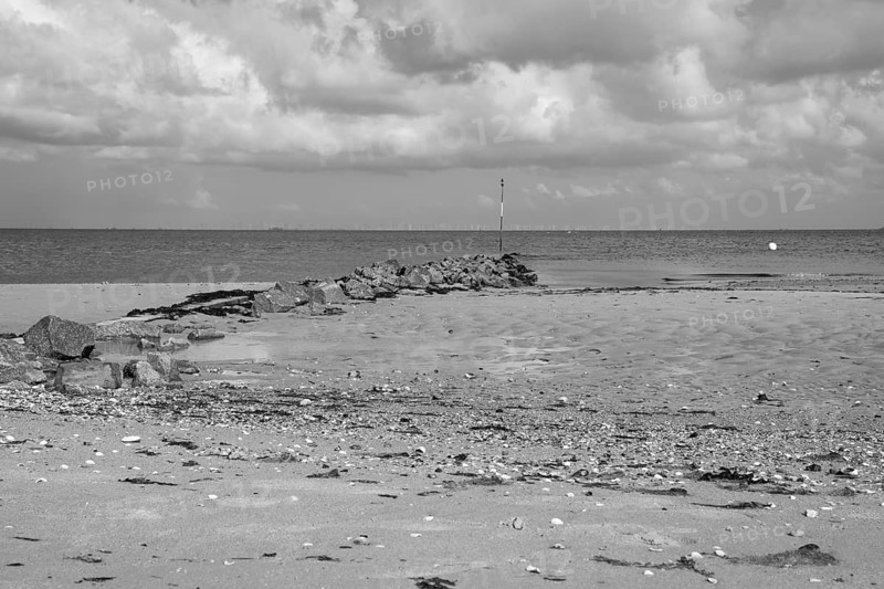 Stone jetty on the coast, Dark clouds over the North Sea, Wyk, Föhr, North Sea island, North Frisia, Schleswig-Holstein, Germany, Europe