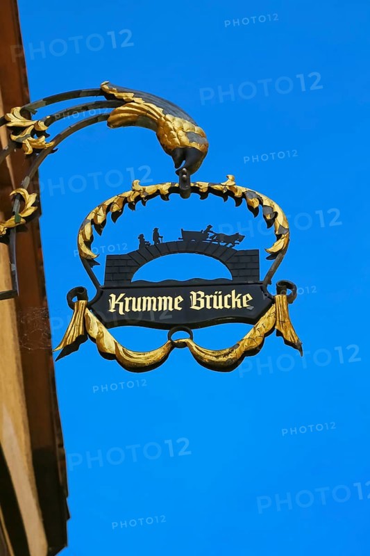 Historic old town, pub sign, Krumme Brücke restaurant, restaurant, university town, Tübingen, Baden-Württemberg, Germany, Europe