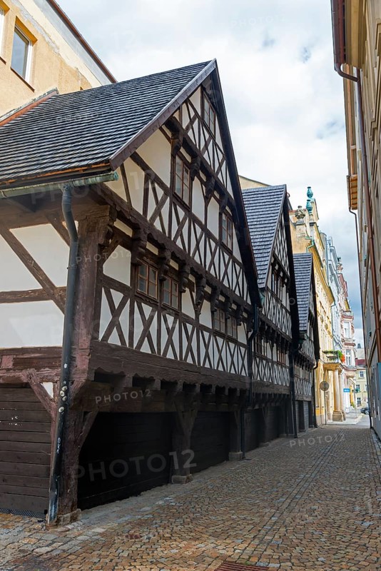 Narrow half-timbered house in a cobblestone alley, rustic atmosphere, Wallenstein houses, Liberec, Reichenberg, Bohemia, Czech Republic, Europe