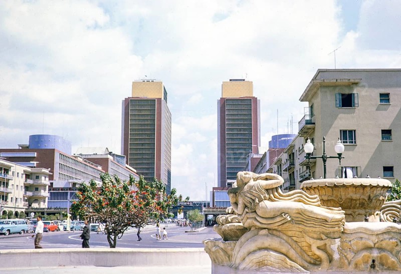 Torre Centro Simón Bolívar modern skyscraper from the 1950s, El Silencio, Caracas, Venezuela, South America 1963, South America