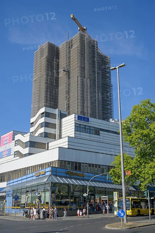 Construction site Überlin residential building, Steglitzer Kreisel, Schlossstraße, Steglitz, Berlin, Germany, Europe