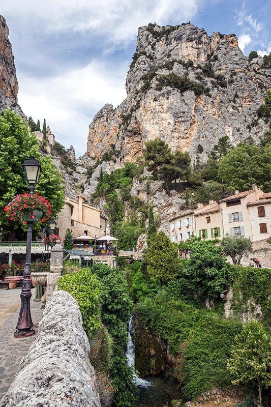 Moustiers-Sainte-Marie, Département Alpes-de-Haute-Provence, Region Provence-Alpes-Côte d'Azur, Provence, France, Europe
