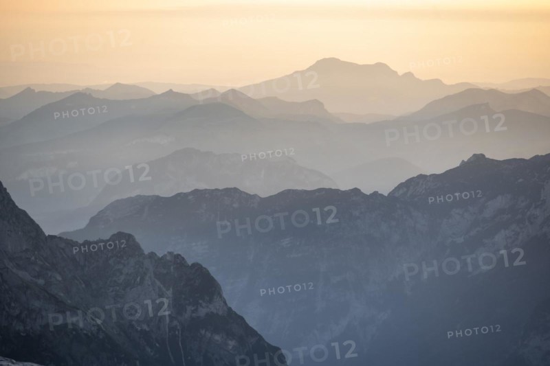 Evening mood, silhouettes, dramatic mountain landscape, view from Hochkönig, Salzburger Land, Austria, Europe