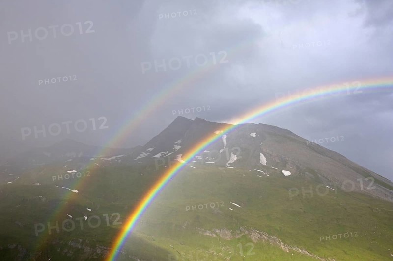 Double rainbow over the Mölltal, Moelltal valley, Hohe Tauern National Park, Carinthia, Kärnten, Austria, Europe