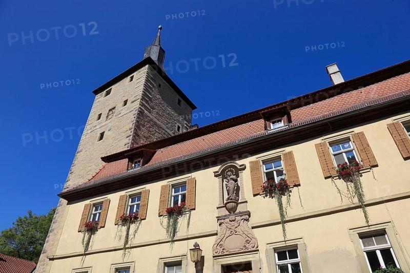 Historical building and the Mittagsturm, Iphofen, district of Kitzingen, Lower Franconia, Bavaria, Germany, Europe