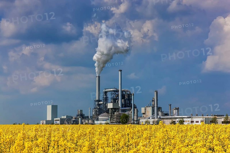 KRONOSPAN GmbH Lampertswal Kronospan is a leading global manufacturer of high-quality wood-based materials with locations in Europe, Asia and the USA. Our structure is characterised by flat decision-making hierarchies, global expansion and high profit orientation