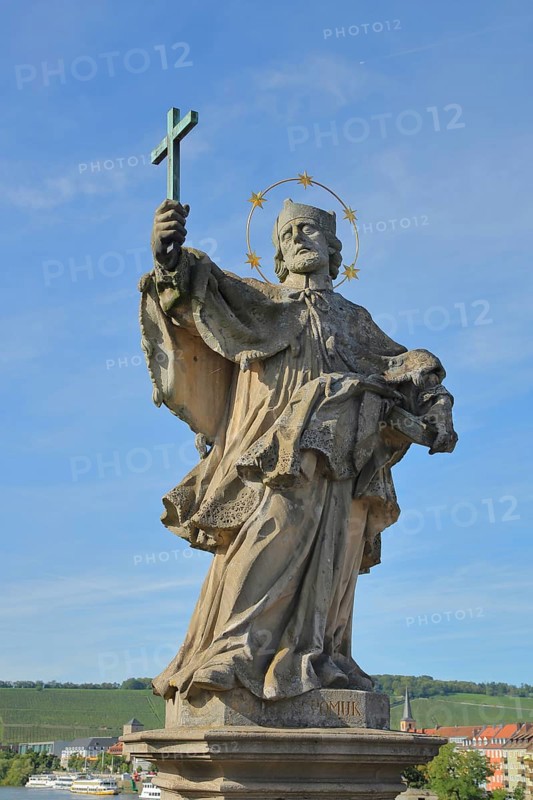 Statue of Saint John Nepomuk, sculpture, cross, halo, gesture, high, hold, Old Main Bridge, Würzburg, Lower Franconia, Franconia, Bavaria, Germany, Europe