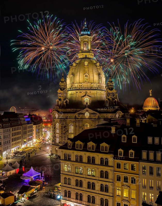 Fireworks behind the Church of Our Lady at the Dresden City Festival